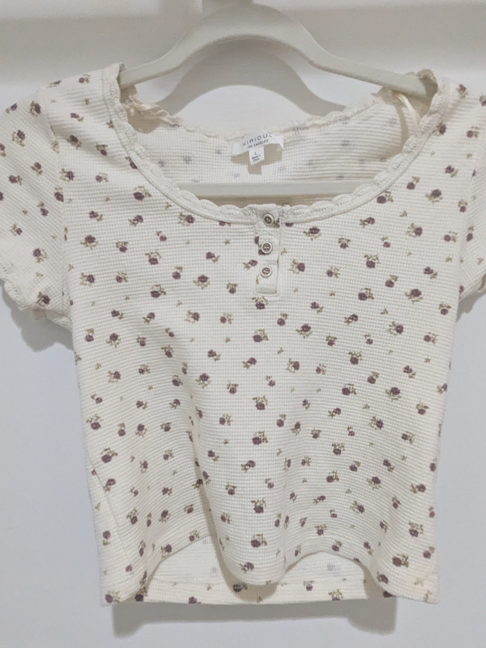 Ariqul Cream Floral Ribbed Crop Top
